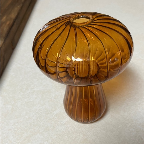 Amber Glass Mushroom Decor for plant - Picture 5 of 5